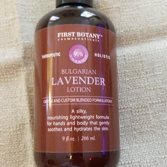 NWT First Botany 91% Organic Lavender Lotion - Picture 2 of 5